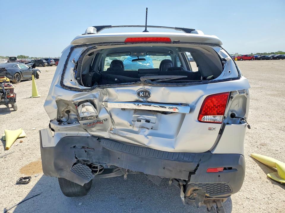 67327826 :رقم المزاد ، 5XYKU3A69DG327370 vin ، 2013 Kia Sorento مزاد بيع