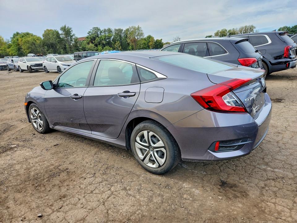 Продаж на аукціоні авто 2018 Honda Civic, vin: 2HGFC2E57JH563398, номер лоту: 70360596