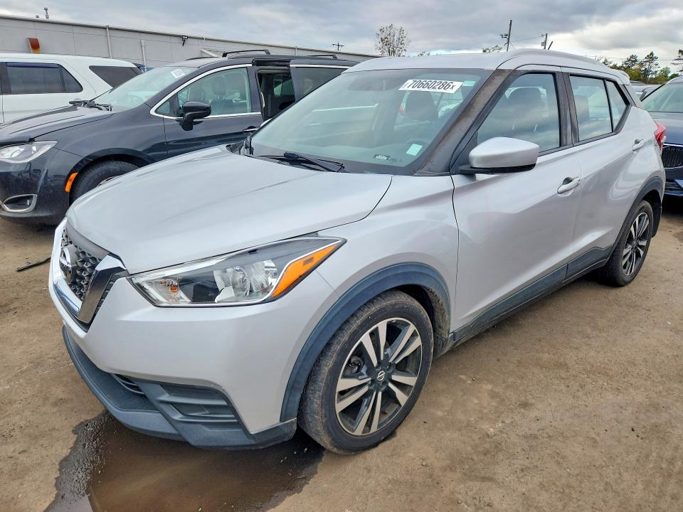 Продажа на аукционе авто 2018 Nissan Kicks, vin: 3N1CP5CU1JL537763, номер лота: 70660286