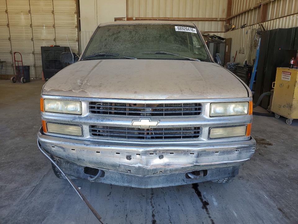 68920416 :رقم المزاد ، 2GCEK19K1S1180574 vin ، 1995 Chevrolet Gmt-400 مزاد بيع