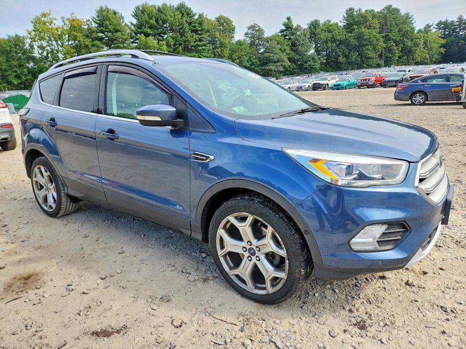 Продажа на аукционе авто 2018 Ford Escape, vin: 1FMCU9J95JUB92475, номер лота: 68548586