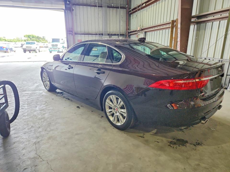 Auction sale of the 2017 Jaguar Xf, vin: SAJBD4BV9HCY29254, lot number: 69898296