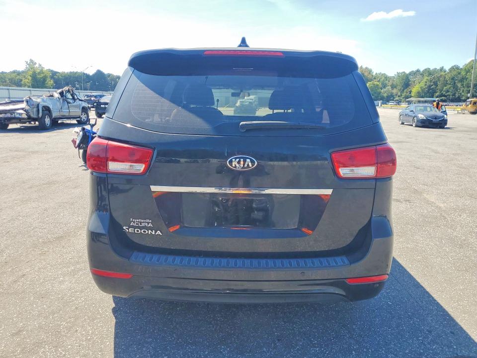 69189296 :رقم المزاد ، KNDMA5C17F6022115 vin ، 2015 Kia Sedona مزاد بيع