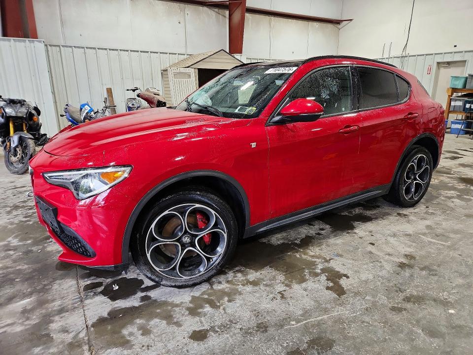 Auction sale of the 2022 Alfa Romeo Stelvio, vin: ZASPAKBN6N7D26603, lot number: 71047576