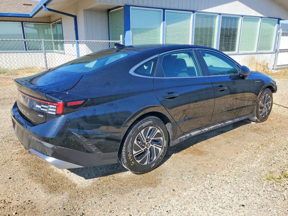Продажа на аукционе авто 2026 Hyundai Sonata Hybrid, vin: KMHL24JJ6TA161341, номер лота: 69997196