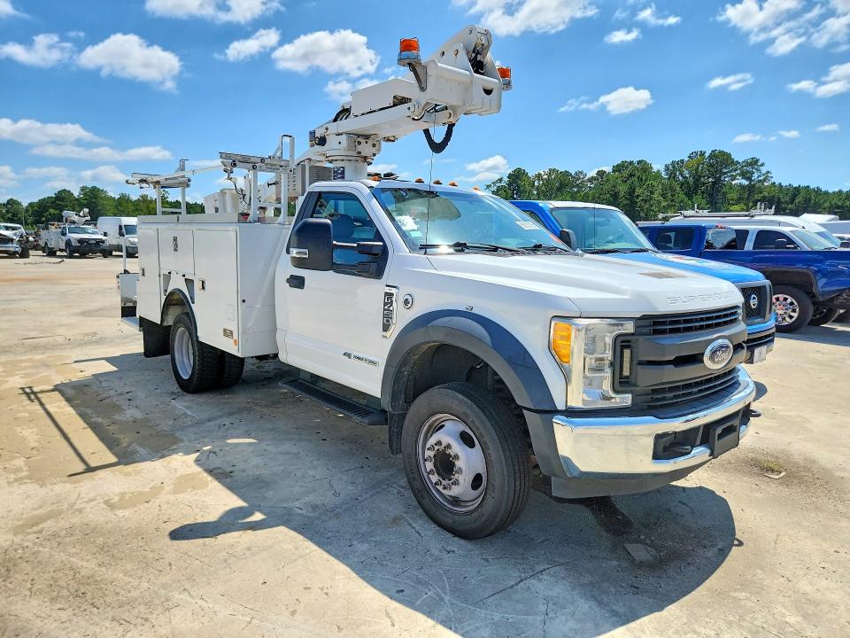 65800736 :رقم المزاد ، 1FDUF4GT1HED95386 vin ، 2017 Ford F450 مزاد بيع
