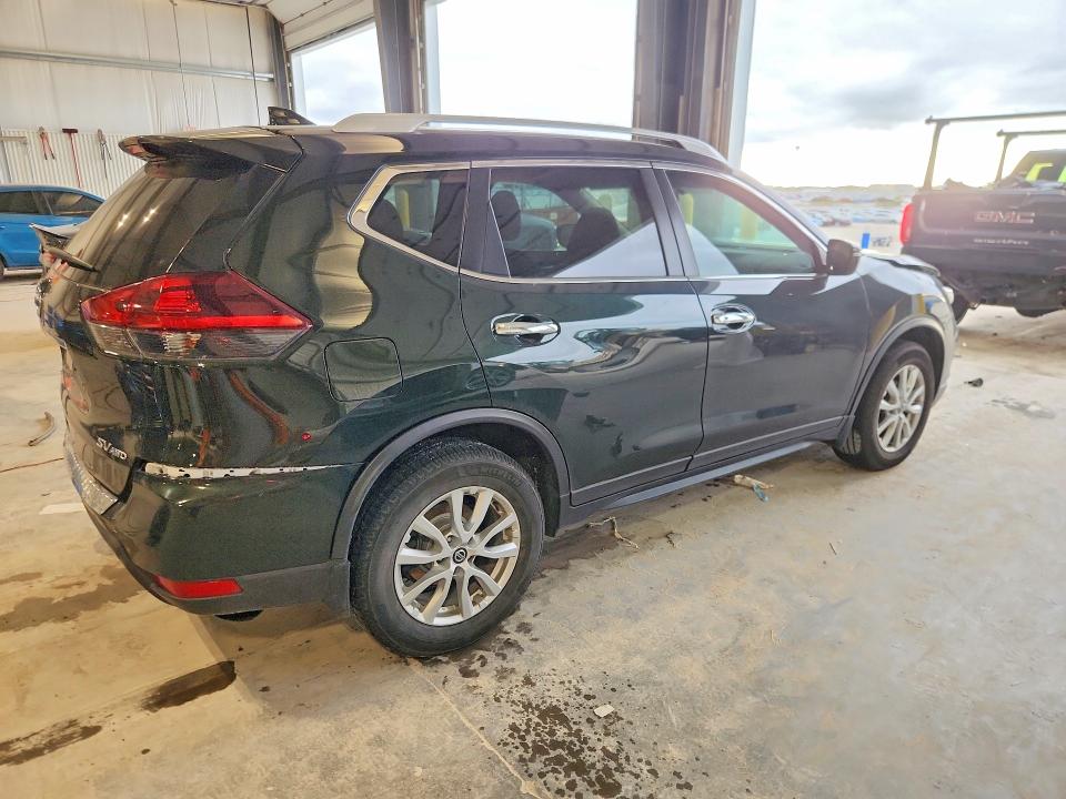 Продаж на аукціоні авто 2018 Nissan Rogue, vin: 5N1AT2MV8JC721899, номер лоту: 69865326