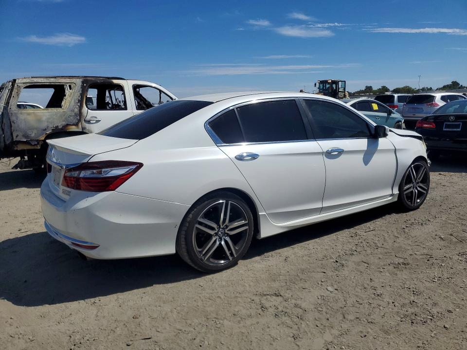 Aukcja sprzedaży 2017 Honda Accord, vin: 1HGCR2F15HA200085, numer aukcji: 68590136