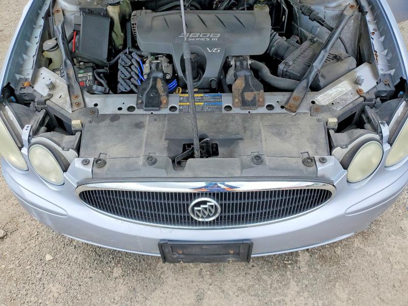 67699596 :رقم المزاد ، 2G4WF532451356087 vin ، 2005 Buick Allure مزاد بيع