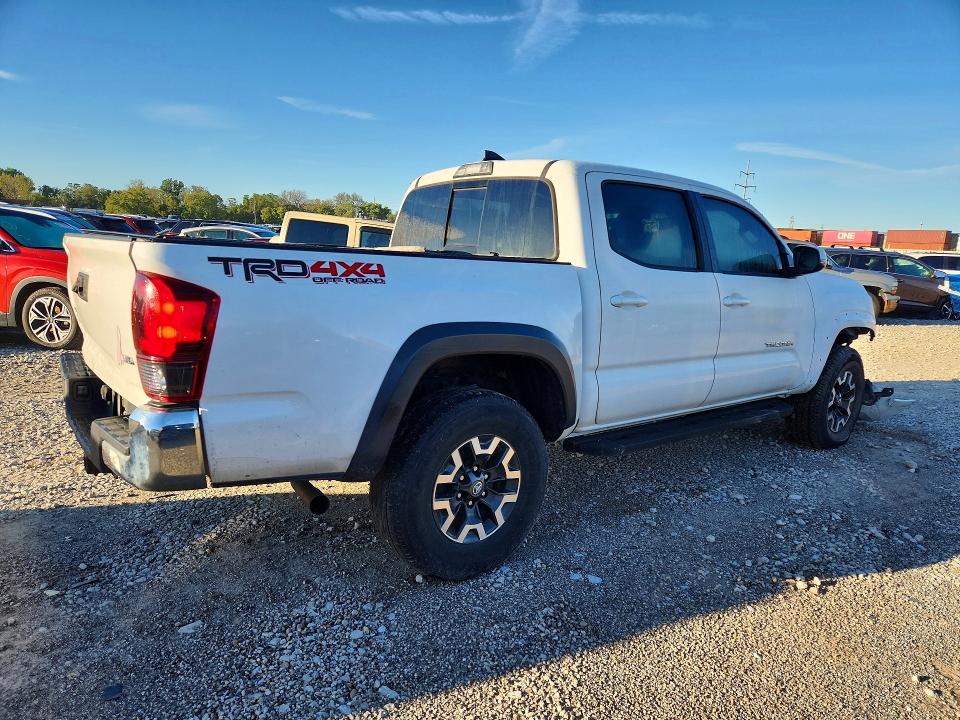 70136156 :رقم المزاد ، 3TMCZ5AN0JM123631 vin ، 2018 Toyota Tacoma مزاد بيع