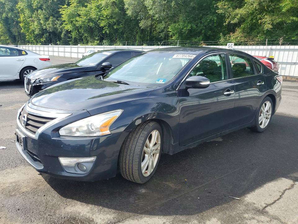 67704266 :رقم المزاد ، 1N4BL3AP8EC102803 vin ، 2014 Nissan Altima مزاد بيع