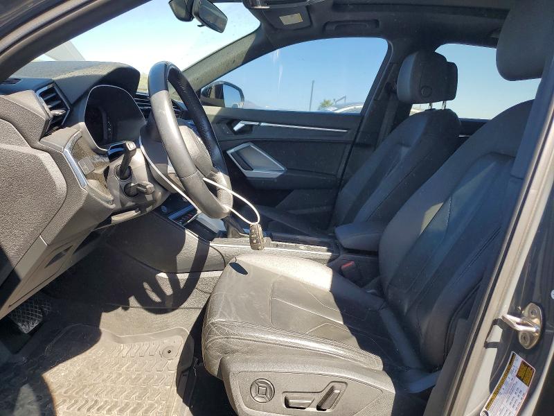 2020 Audi Q3 მანქანა იყიდება აუქციონზე, vin: WA1AECF35L1101309, აუქციონის ნომერი: 67677236