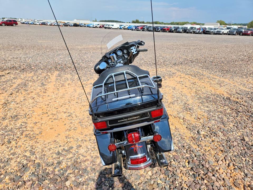 69004516 :رقم المزاد ، 1HD1KEM12CB685558 vin ، 2012 Harley-davidson Flhtk مزاد بيع