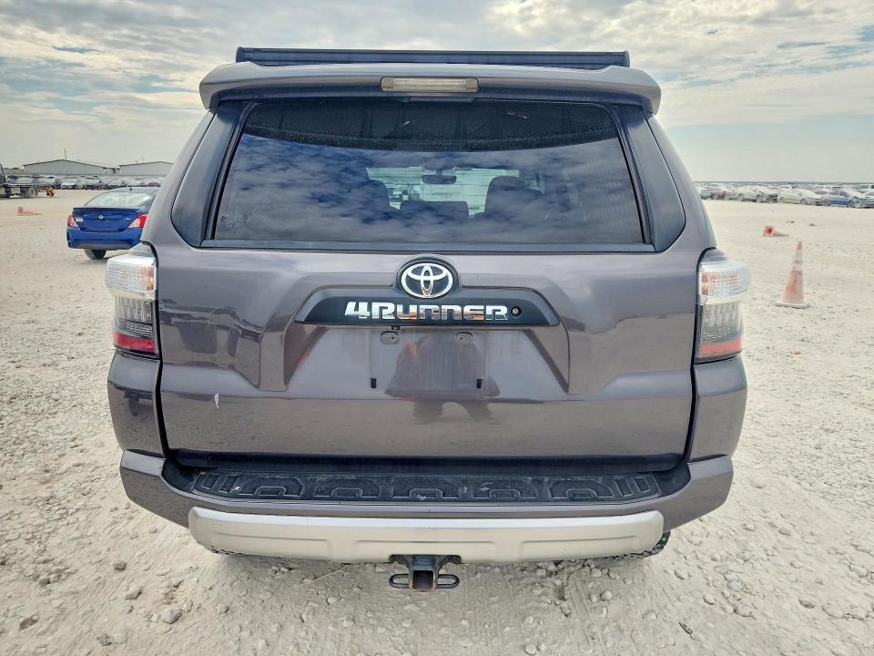 Aukcja sprzedaży 2017 Toyota 4runner, vin: JTEBU5JR2H5461895, numer aukcji: 68041316