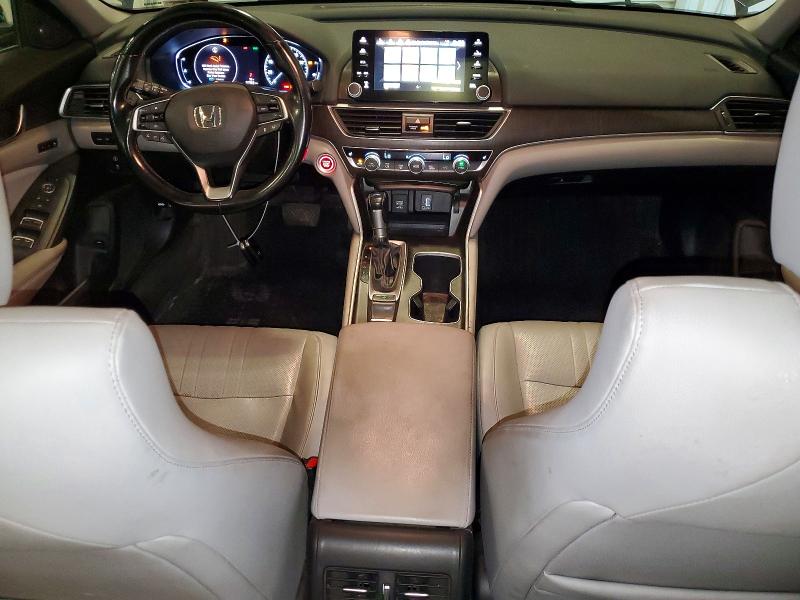 67984616 :رقم المزاد ، 1HGCV1F51JA206951 vin ، 2018 Honda Accord مزاد بيع