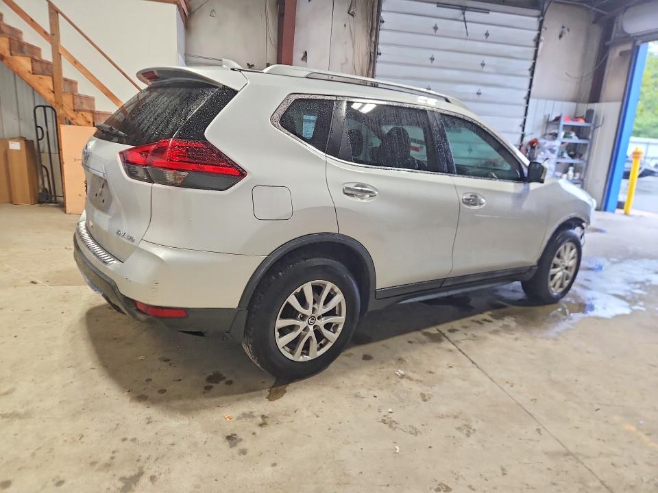 Продажа на аукционе авто 2017 Nissan Rogue, vin: 5N1AT2MV9HC749057, номер лота: 69068976