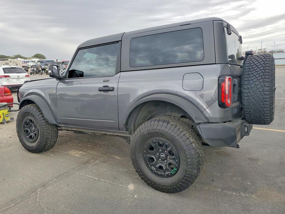 2023 Ford Bronco მანქანა იყიდება აუქციონზე, vin: 1FMDE5CP2PLB74844, აუქციონის ნომერი: 69447566