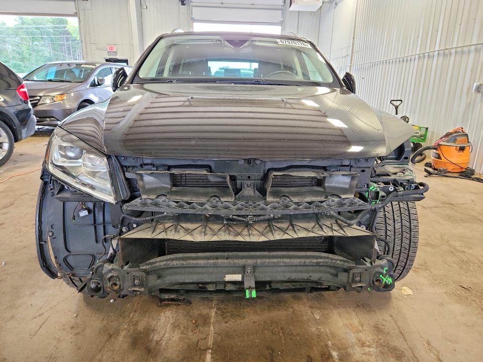 2017 Volkswagen Touareg მანქანა იყიდება აუქციონზე, vin: WVGGF7BPXHD006761, აუქციონის ნომერი: 67970176