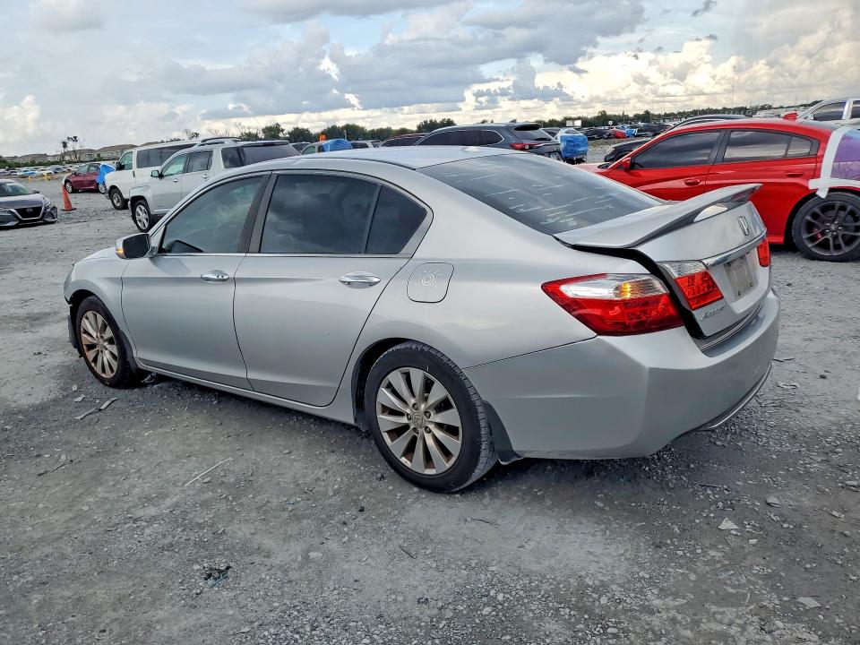 Продажа на аукционе авто 2013 Honda Accord, vin: 1HGCR2F87DA112615, номер лота: 68729426