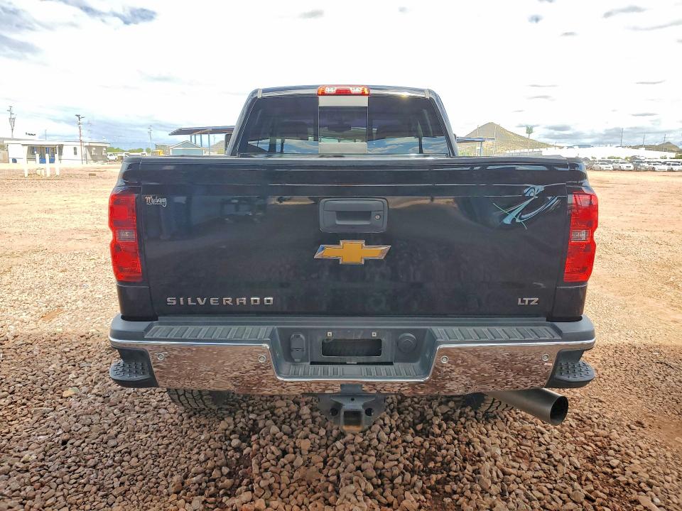 70818596 :رقم المزاد ، 1GC1KWE8XFF506151 vin ، 2015 Chevrolet Silverado مزاد بيع