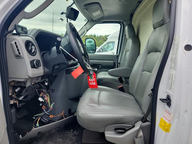 67870906 :رقم المزاد ، 1FDWE3FK0PDD18771 vin ، 2023 Ford E350 مزاد بيع