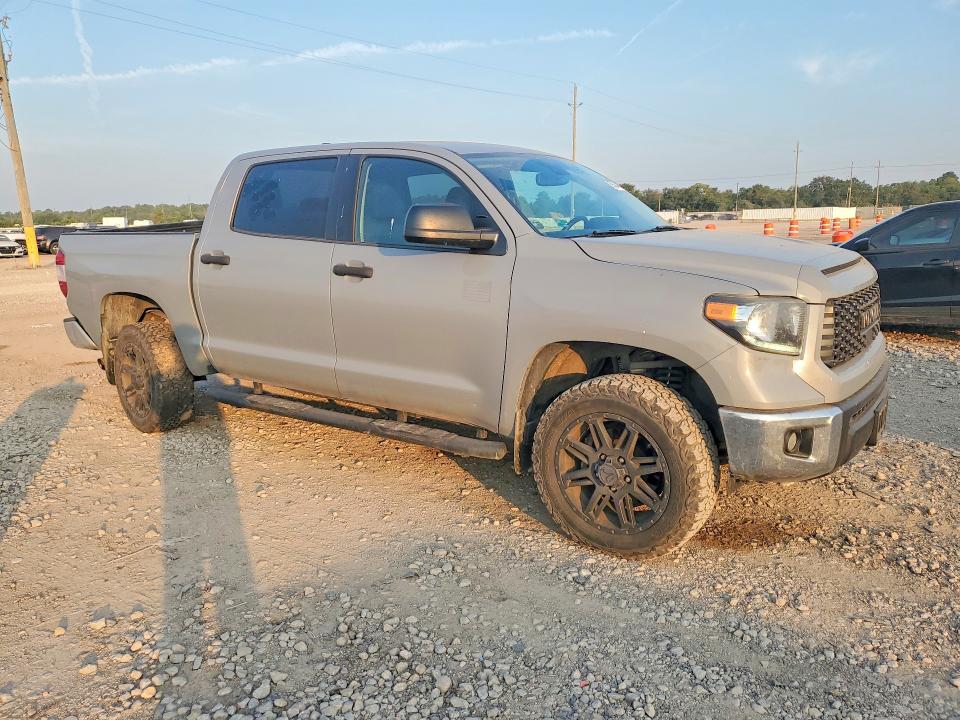 69585416 :رقم المزاد ، 5TFDY5F16LX909833 vin ، 2020 Toyota Tundra مزاد بيع