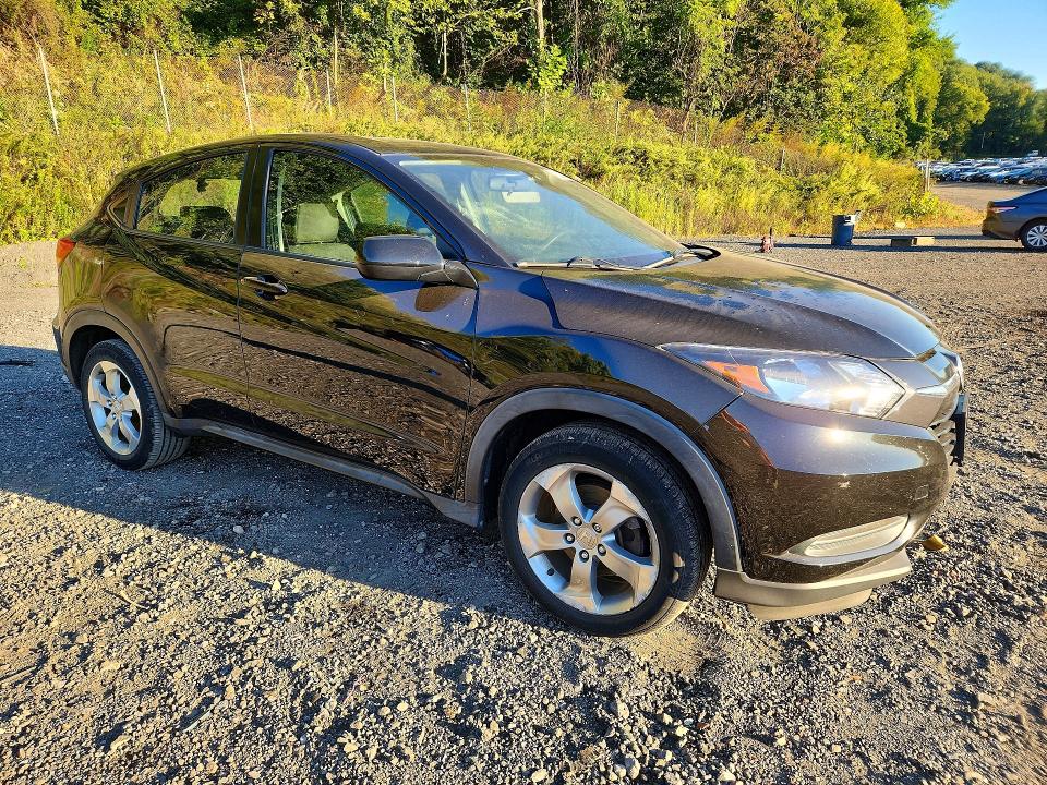 2017 Honda Hr-v მანქანა იყიდება აუქციონზე, vin: 3CZRU6H31HM700738, აუქციონის ნომერი: 70338066