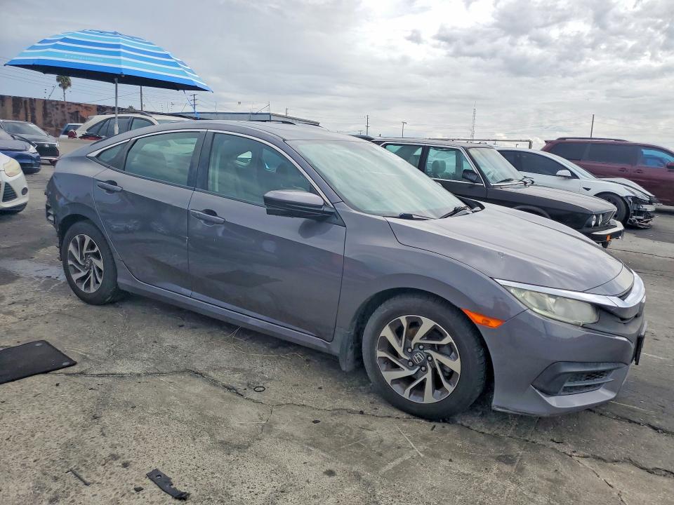 2017 Honda Civic მანქანა იყიდება აუქციონზე, vin: 2HGFC2F75HH545671, აუქციონის ნომერი: 68186516