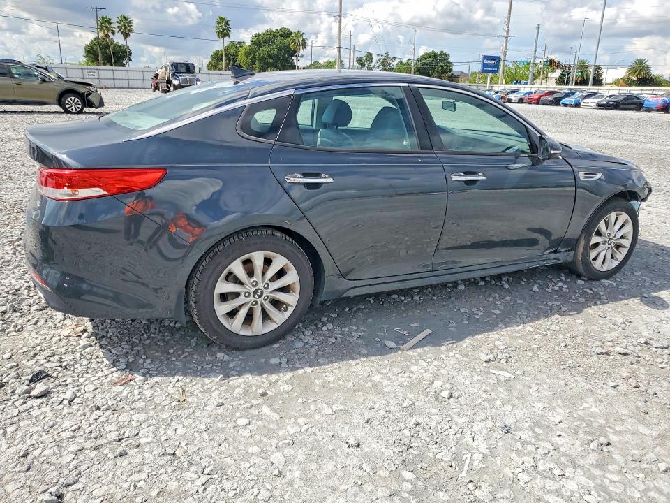 Продаж на аукціоні авто 2016 Kia Optima, vin: 5XXGU4L36GG112648, номер лоту: 68772806