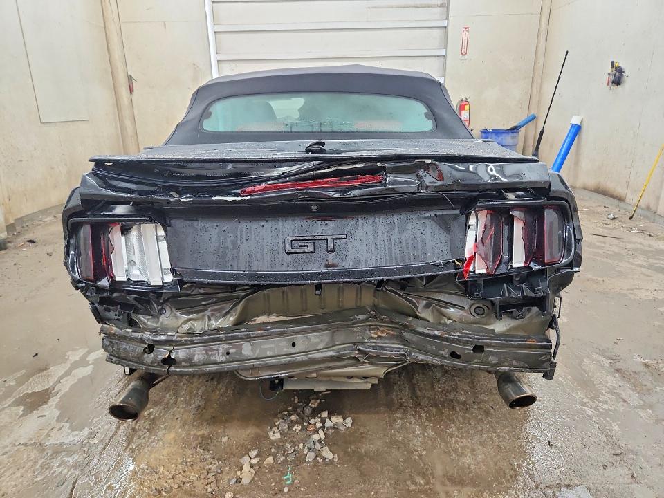 Продажа на аукционе авто 2015 Ford Mustang, vin: 1FATP8FF7F5332585, номер лота: 70088626