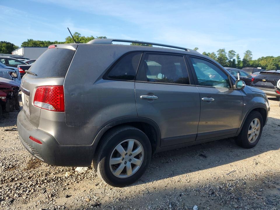 67915486 :رقم المزاد ، 5XYKT4A13BG159297 vin ، 2011 Kia Sorento مزاد بيع