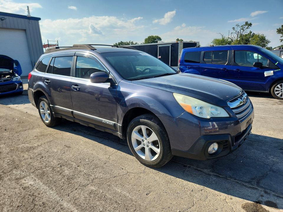 Продаж на аукціоні авто 2014 Subaru Outback, vin: 4S4BRCCC6E3203207, номер лоту: 68184736