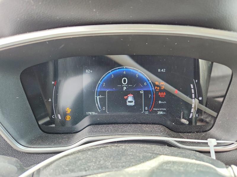 2023 Toyota Corolla Cross მანქანა იყიდება აუქციონზე, vin: 7MUDAABG0PV065684, აუქციონის ნომერი: 67115536