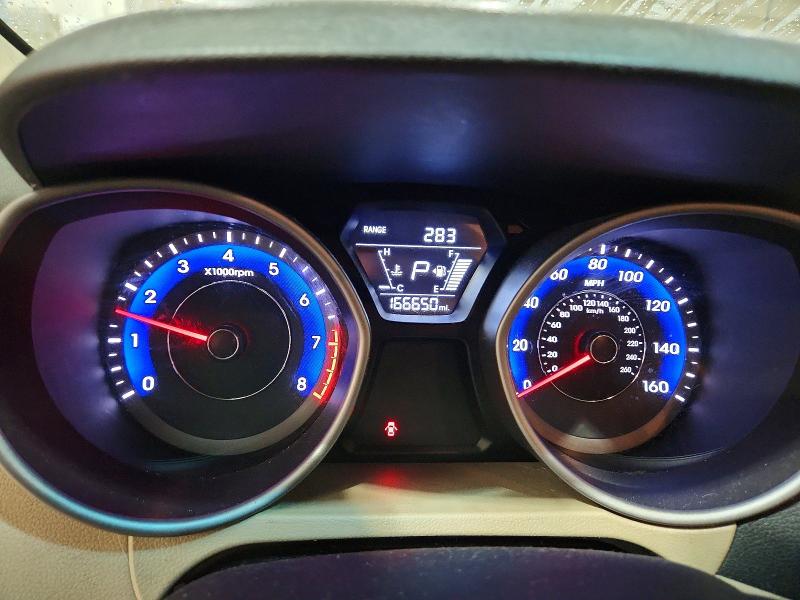 70668946 :رقم المزاد ، KMHDH4AE3FU251524 vin ، 2015 Hyundai Elantra مزاد بيع