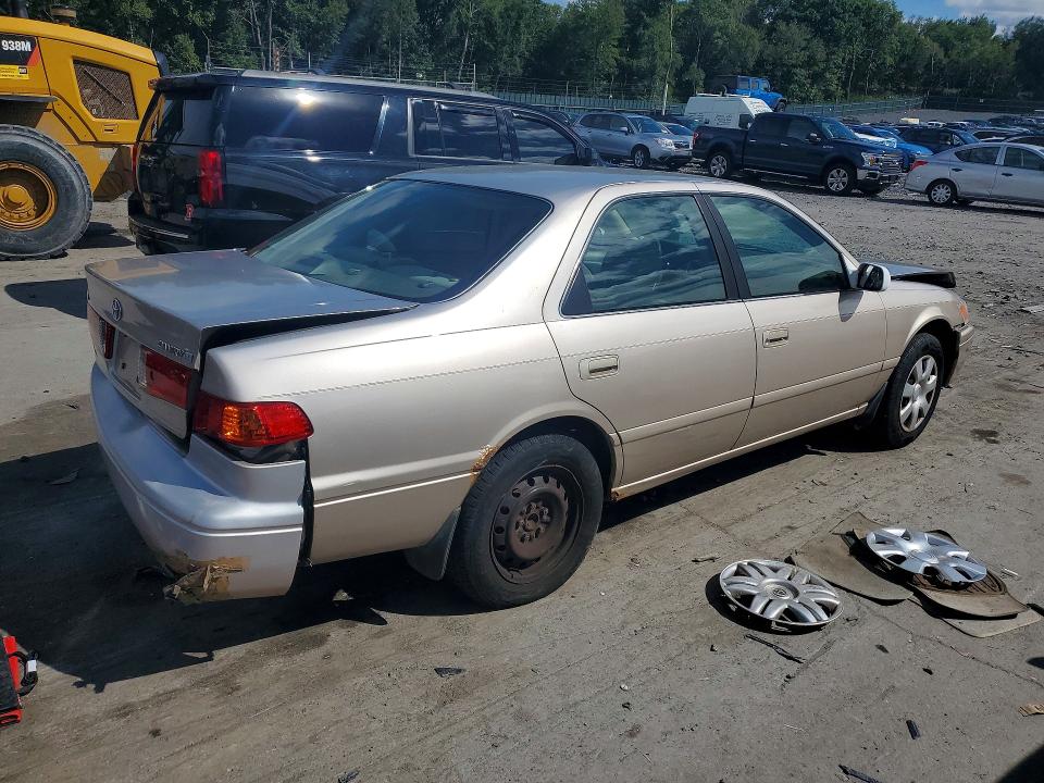 68781616 :رقم المزاد ، 4T1BG22KX1U865997 vin ، 2001 Toyota Camry مزاد بيع