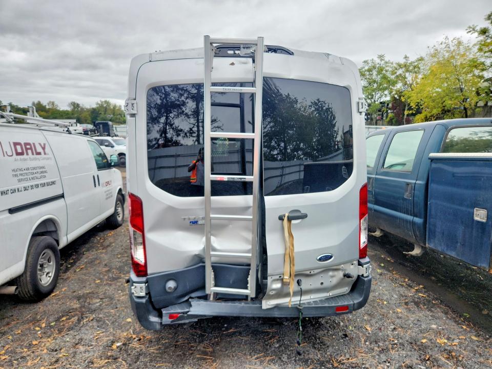 2018 Ford Transit მანქანა იყიდება აუქციონზე, vin: 1FTYR2CM9JKB53999, აუქციონის ნომერი: 70251386