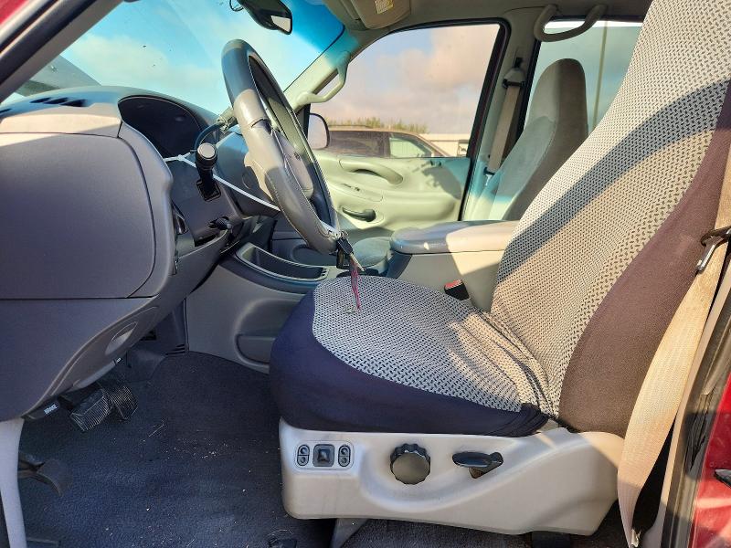 67784776 :رقم المزاد ، 1FMRU15LX1LA01074 vin ، 2001 Ford Expedition مزاد بيع