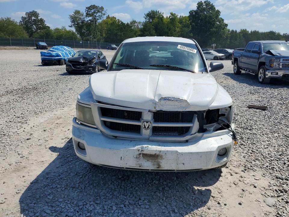2011 Dodge Dakota მანქანა იყიდება აუქციონზე, vin: 1D7RE3GK5BS712535, აუქციონის ნომერი: 69375566