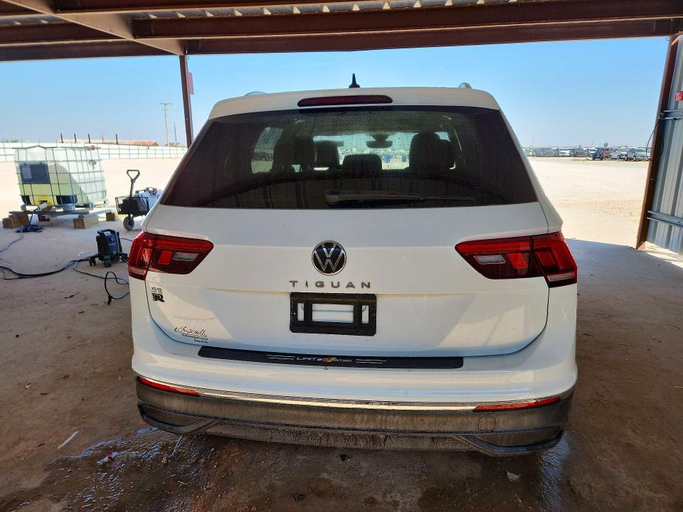 Продажа на аукционе авто 2022 Volkswagen Tiguan, vin: 3VV3B7AX9NM013119, номер лота: 68797936