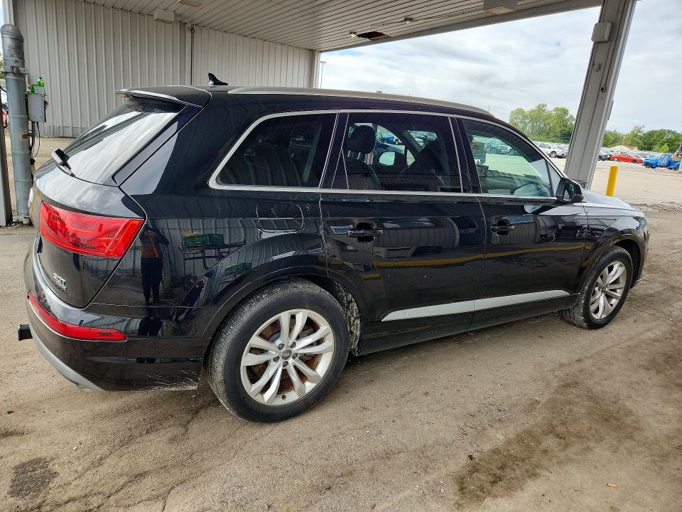 Продажа на аукционе авто 2018 Audi Q7, vin: WA1LAAF70JD024646, номер лота: 68887056