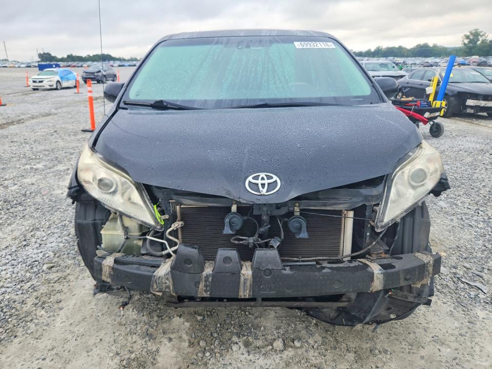 Продажа на аукционе авто 2014 Toyota Sienna, vin: 5TDYK3DCXES469359, номер лота: 69932116