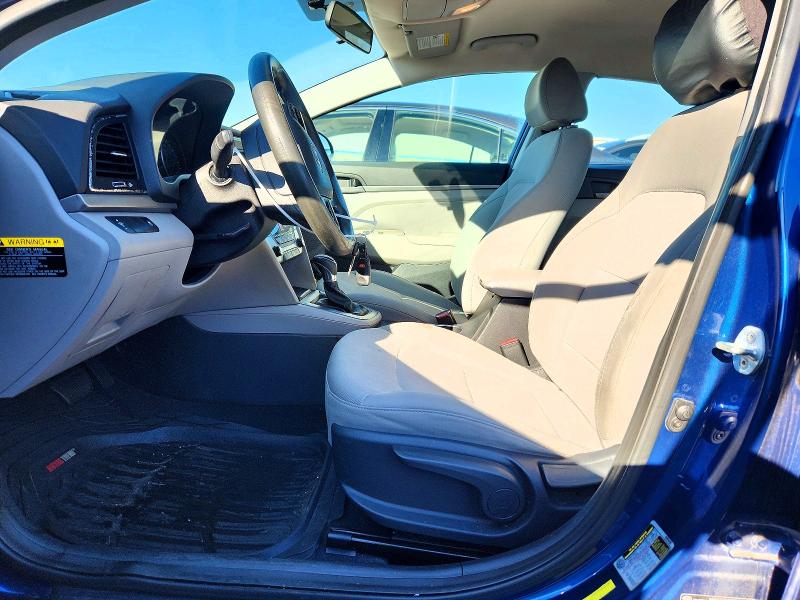 68563836 :رقم المزاد ، 5NPD84LF1HH015476 vin ، 2017 Hyundai Elantra مزاد بيع