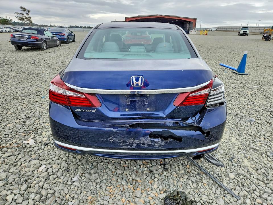 2016 Honda Accord მანქანა იყიდება აუქციონზე, vin: 1HGCR2F47GA032989, აუქციონის ნომერი: 67734046