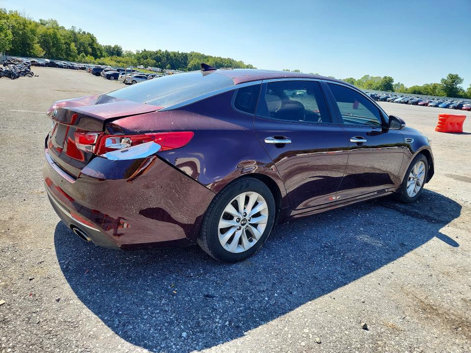 Aukcja sprzedaży 2018 Kia Optima, vin: 5XXGT4L38JG262724, numer aukcji: 67903036