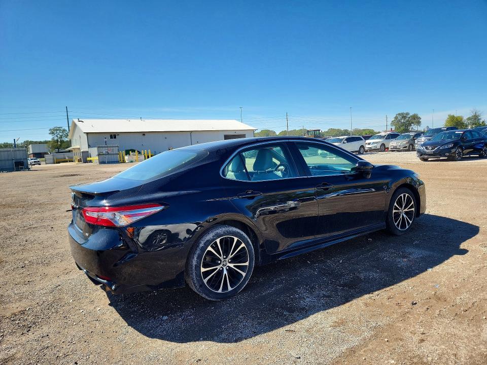 Aukcja sprzedaży 2018 Toyota Camry, vin: 4T1B11HK2JU529781, numer aukcji: 70527796