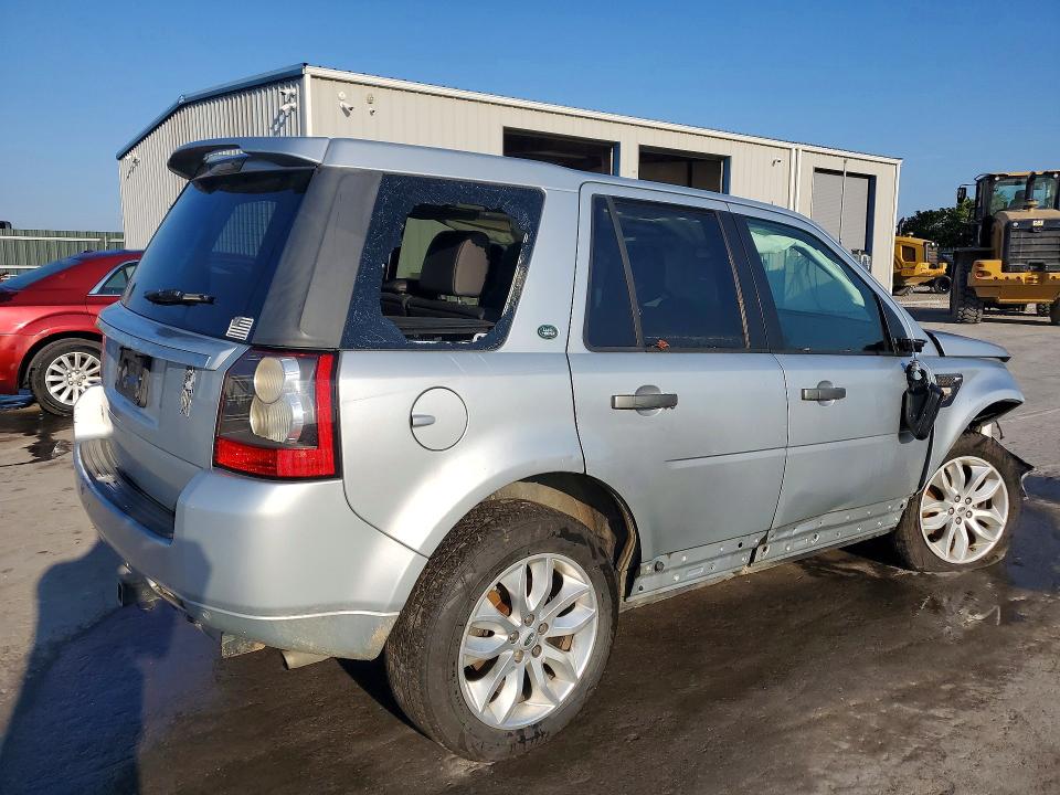69112296 :رقم المزاد ، SALFR2BN3BH245103 vin ، 2011 Land Rover Lr2 مزاد بيع