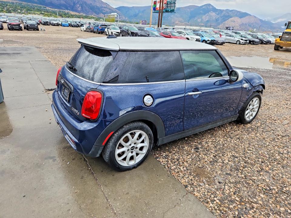 Aukcja sprzedaży 2016 Mini Cooper, vin: WMWXP7C5XG2A43642, numer aukcji: 69712896