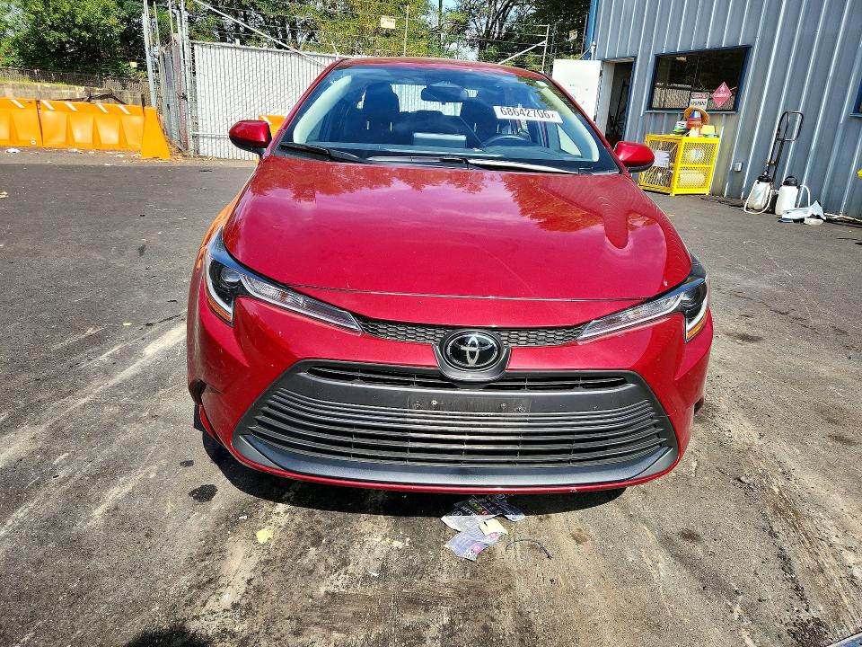 Auction sale of the 2026 Toyota Corolla, vin: JTDB4MEE7T3032861, lot number: 68642706