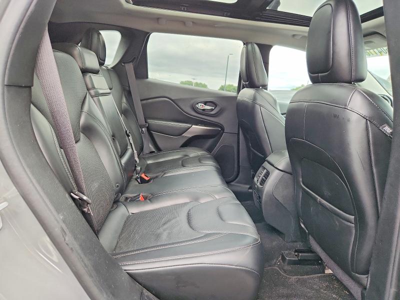 Продажа на аукционе авто 2019 Jeep Cherokee, vin: 1C4PJMDN7KD379289, номер лота: 70504116