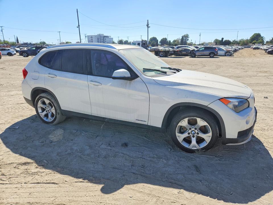 2015 Bmw X1 მანქანა იყიდება აუქციონზე, vin: WBAVM1C5XFVW57386, აუქციონის ნომერი: 67462566